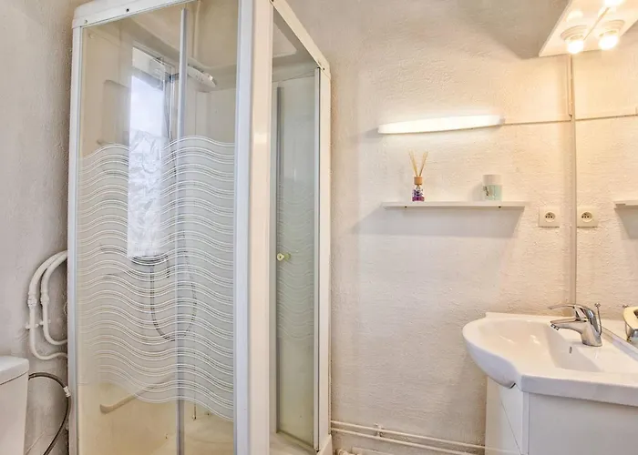 Cosy Et Fonctionnel, Centre De Cabourg, 4 Pers, Wifi Gratuit, Proche Commerces Et - Fr-1-788-5 *